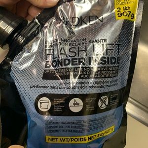 Redken flash lift highlighting powder